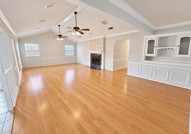 Photo 3 of Single family home for sale at 17922 Hillcrest Rd, Dallas, TX 75252 | MLS# 21391382 | Listing updated on 2026-09-28