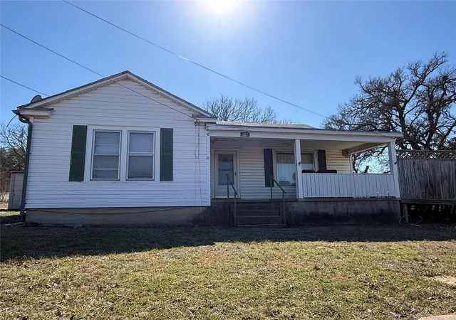 Single family home for sale at 307 Cedar St, Palo Pinto, TX 76484 | MLS# 21390462