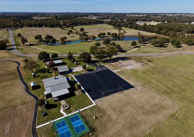 Photo 3 of Land for sale at Tbd Stone Brg Blvd, Bowie, TX 76230 | MLS# 21388342 | Listing updated on 2026-09-25
