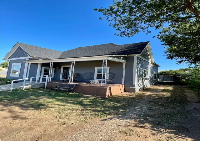 Photo 1 of Single family home for sale at 508 N 10th Street, Ballinger, TX 76821 | MLS# 21394969 | Listing updated on 2026-09-25