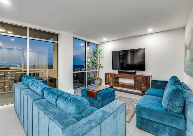 Photo 3 of Condo for sale at 6211 W Northwest Hwy #601, Dallas, TX 75225 | MLS# 21393147 | Listing updated on 2026-09-29