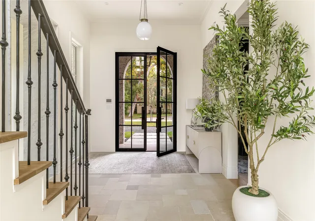 Photo 2 of Mansion for sale at 5943 Joyce Way, Dallas, TX 75225 | MLS# 21394933 | Listing updated on 2026-09-25