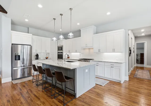 Photo 4 of Single family home for sale at 1031 Country Way, Rowlett, TX 75089 | MLS# 21395034 | Listing updated on 2026-09-25