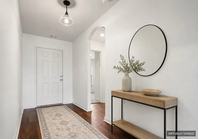 Photo 3 of Single family home for sale at 4014 Lakeview Dr, Sanger, TX 76266 | MLS# 21394674 | Listing updated on 2026-10-08