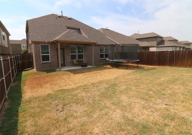 Photo 4 of Single family home for sale at 375 Meredith Dr, Rockwall, TX 75087 | MLS# 21392197 | Listing updated on 2026-10-06