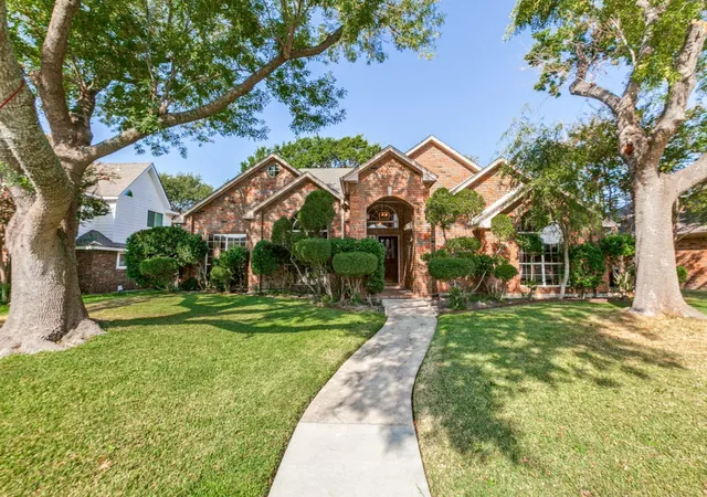Photo 1 of Single family home for sale at 6701 Biltmore Pl, Plano, TX 75023 | MLS# 21391153 | Listing updated on 2026-10-08