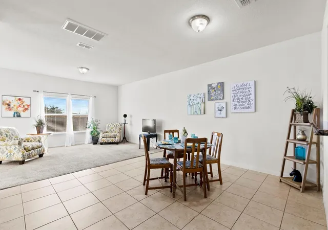 Photo 3 of Single family home for sale at 2112 Foxglove Ct, Forney, TX 75126 | MLS# 21394926 | Listing updated on 2026-09-25