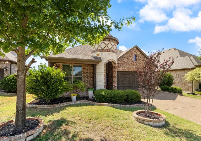 Photo 3 of Single family home for sale at 1649 Mannheim Dr, Rockwall, TX 75032 | MLS# 21393420 | Listing updated on 2026-10-04