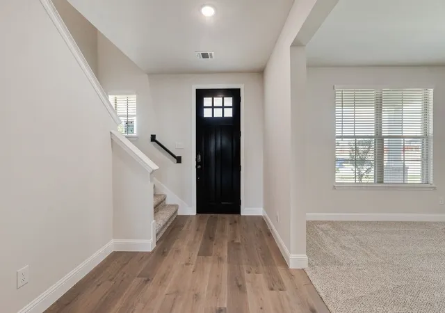Photo 4 of Single family home for sale at 1050 Birdie St, Gunter, TX 75058 | MLS# 21394789 | Listing updated on 2026-10-06