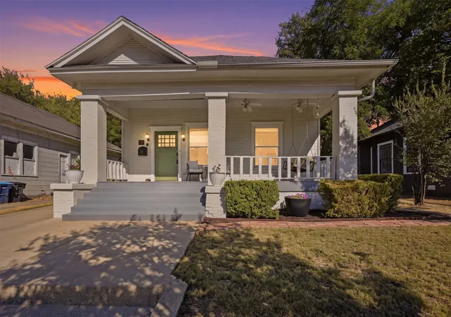 Photo 2 of Single family home for sale at 2227 College Ave, Fort Worth, TX 76110 | MLS# 21381259 | Listing updated on 2026-09-27