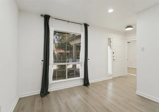 Photo 2 of Single family home for sale at 4701 Highgrove Dr, Fort Worth, TX 76132 | MLS# 21393966 | Listing updated on 2026-10-06