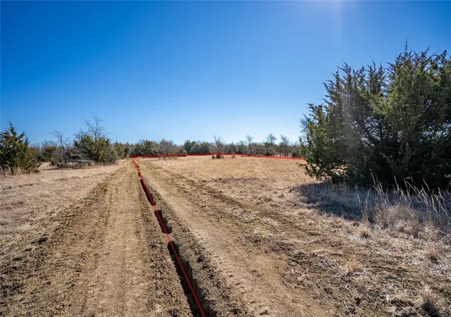 Photo 3 of Land for sale at Lot 20 Lago Vista Dr, Point, TX 75472 | MLS# 21395132 | Listing updated on 2026-09-25