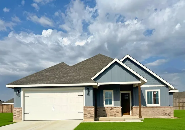 Photo 1 of Single family home for sale at 4202 Casa Magna Ln, Sanger, TX 76266 | MLS# 21395139 | Listing updated on 2026-09-25