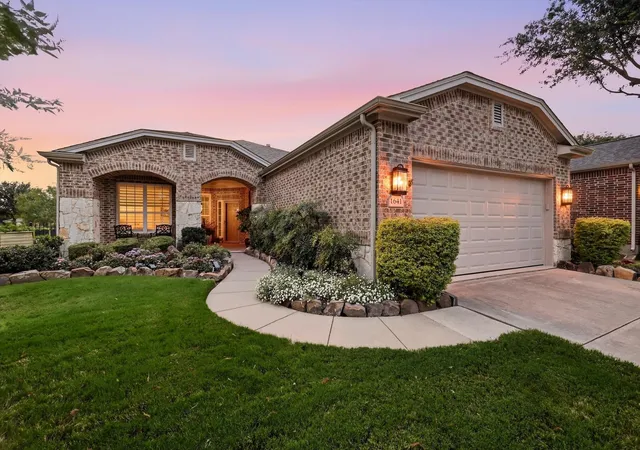 Photo 1 of Single family home for sale at 1641 Overwood Dr, Frisco, TX 75036 | MLS# 21391887 | Listing updated on 2026-09-25