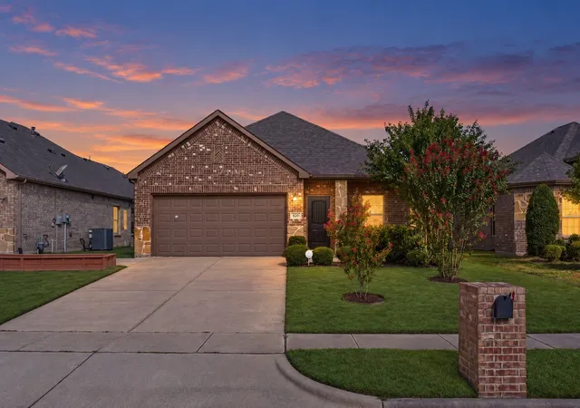 Photo 1 of Single family home for sale at 620 Redwood Dr, Greenville, TX 75402 | MLS# 21391140 | Listing updated on 2026-10-04