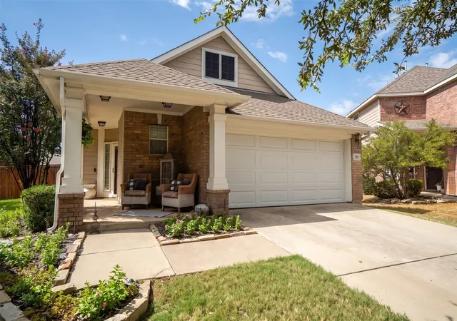 Photo 1 of Single family home for sale at 359 Kirby Dr, Argyle, TX 76226 | MLS# 21384788 | Listing updated on 2026-10-09