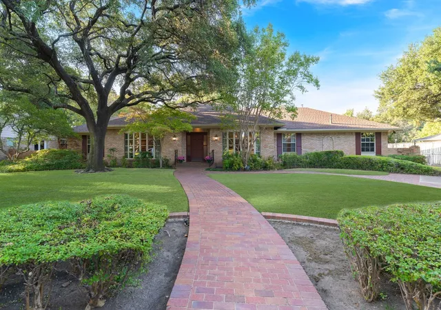 Photo 2 of Single family home for sale at 6950 Midcrest Dr, Dallas, TX 75254 | MLS# 21394373 | Listing updated on 2026-10-06
