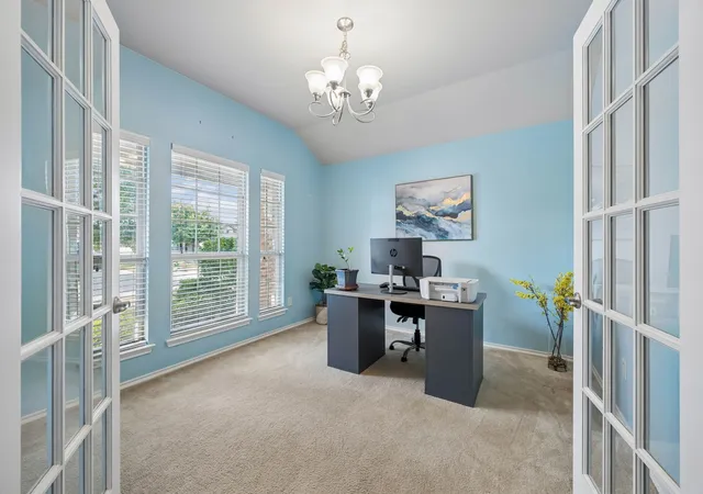 Photo 4 of Single family home for sale at 817 Post Oak Trl, Anna, TX 75409 | MLS# 21381922 | Listing updated on 2026-10-04