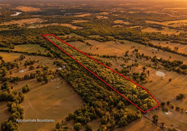 Photo 3 of Sale Pending at 949 Sw County Rd 3250, Winnsboro, TX 75494 | MLS# 21395277 | Listing updated on 2026-09-28