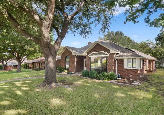 Photo 3 of Single family home for sale at 3614 Ridgestone Dr, Garland, TX 75040 | MLS# 21395302 | Listing updated on 2026-10-09