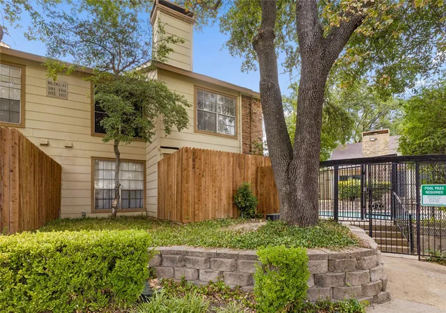 Photo 2 of Condo for sale at 11311 Audelia Rd #102, Dallas, TX 75243 | MLS# 21395334 | Listing updated on 2026-10-07