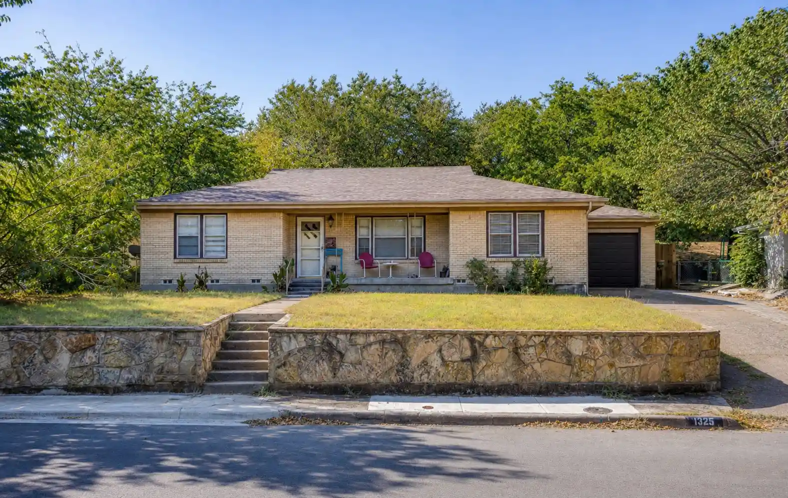 Single family home for sale at 1325 W Water St, Weatherford, TX 76086 | MLS# 21374222