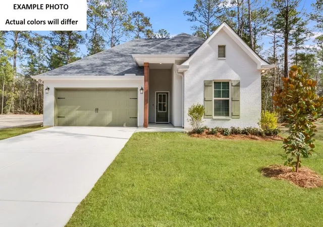 Photo 1 of Single family home for sale at 721 Crewe Ln, Bossier City, LA 71111 | MLS# 21395370 | Listing updated on 2026-10-01