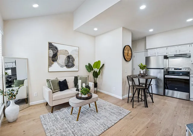 Photo 2 of Condo for sale at 6220 Bentwood Trl #707, Dallas, TX 75252 | MLS# 21394343 | Listing updated on 2026-09-25