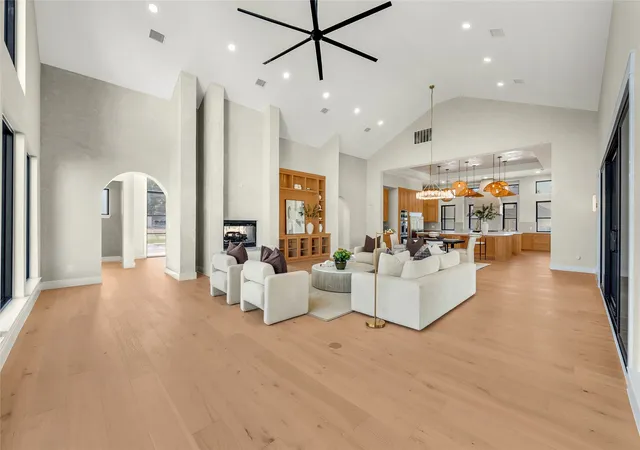Photo 3 of Single family home for sale at 7211 County Rd 1017, Joshua, TX 76058 | MLS# 21395223 | Listing updated on 2026-09-25