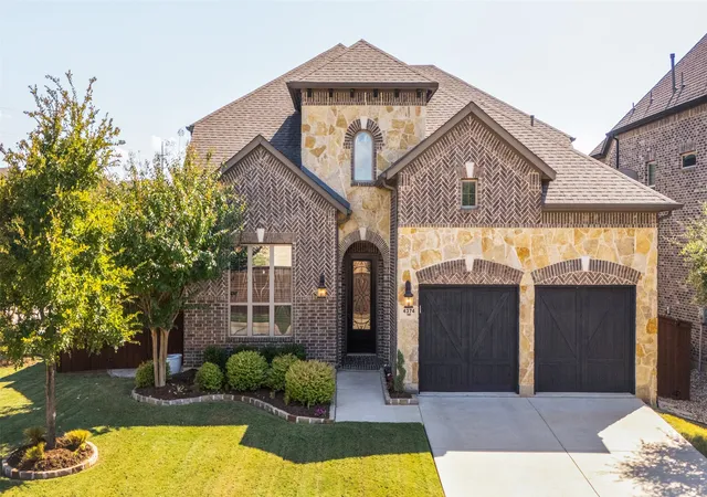 Photo 1 of Single family home for sale at 4374 Vineyard Crk Dr, Grapevine, TX 76051 | MLS# 21394617 | Listing updated on 2026-10-04