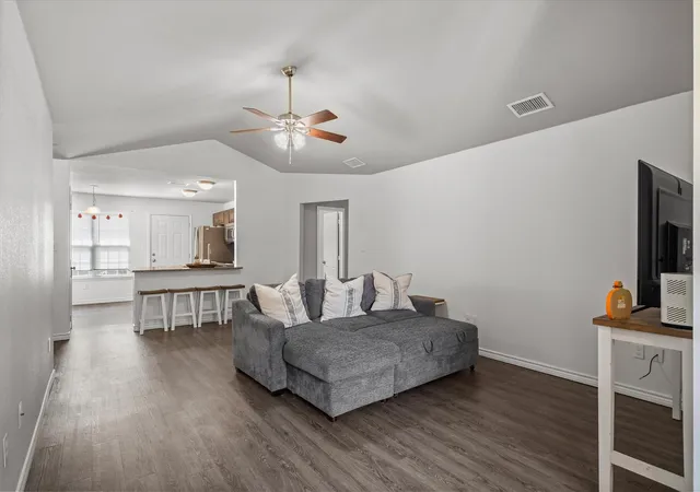 Photo 3 of Single family home for sale at 541 Foster, Canton, TX 75103 | MLS# 21395156 | Listing updated on 2026-09-30