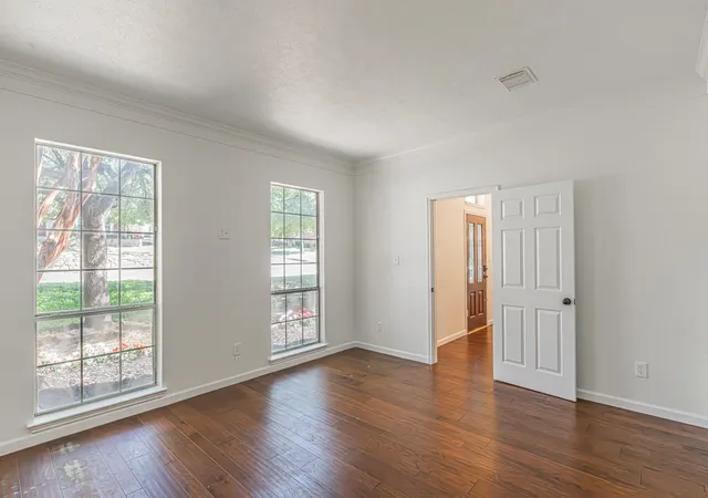 Photo 4 of Sale Pending at 5148 Golden Ln, Fort Worth, TX 76123 | MLS# 21393775 | Listing updated on 2026-09-28