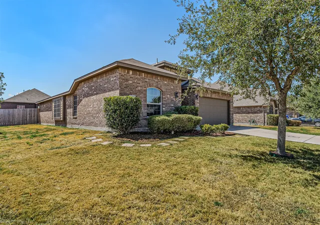 Photo 3 of Single family home for sale at 3005 Flowering Springs Dr, Forney, TX 75126 | MLS# 21394146 | Listing updated on 2026-10-08