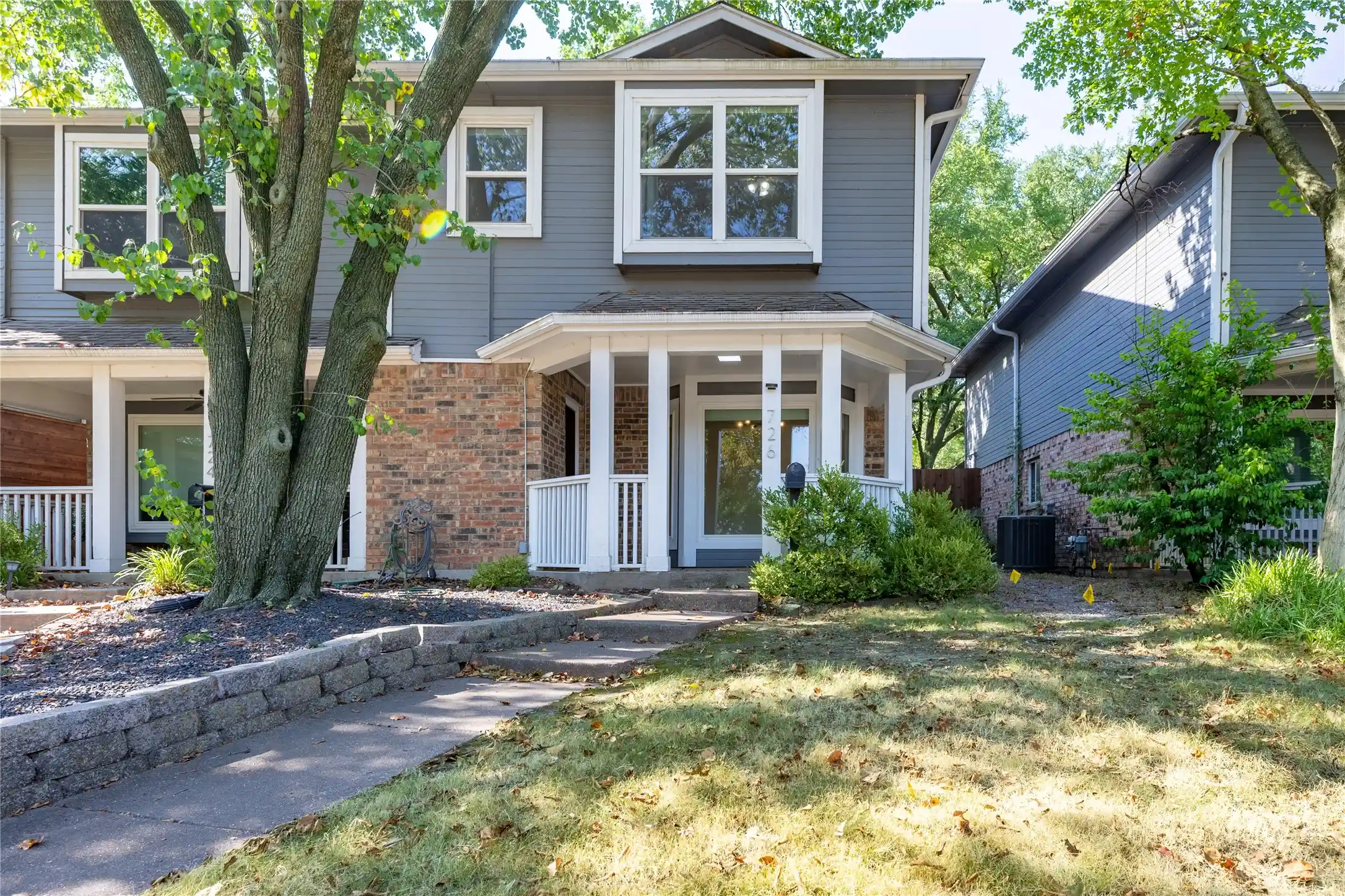 Photo 1 of Single family home for sale at 726 W Canty St, Dallas, TX 75208 | MLS# 21369761 | Listing updated on 2026-10-25
