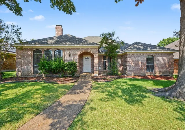 Single family home for sale at 3313 Anchor Dr, Plano, TX 75023 | MLS# 21392744