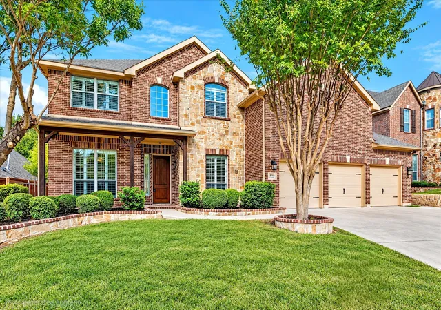 Photo 1 of Sale Pending at 9705 Bowman Dr, Fort Worth, TX 76244 | MLS# 21394477 | Listing updated on 2026-10-06