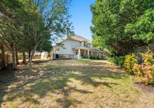 Photo 4 of Single family home for sale at 513 Mefford Ln, Allen, TX 75013 | MLS# 21381255 | Listing updated on 2026-10-09