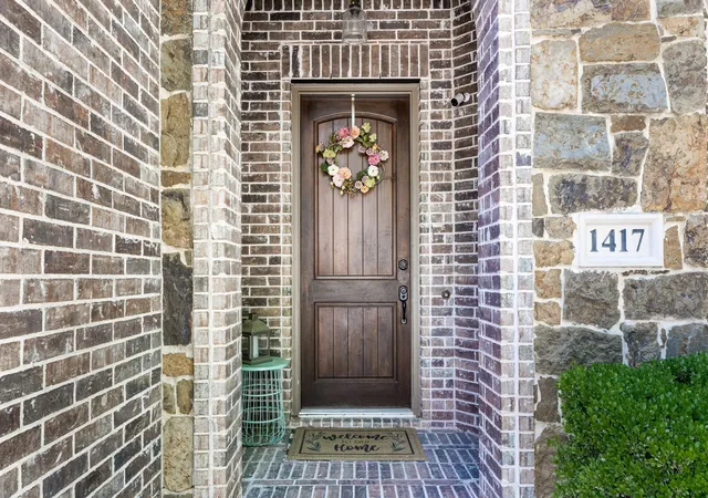 Photo 3 of Single family home for sale at 1417 Shenandoah Dr, Mc Kinney, TX 75071 | MLS# 21395116 | Listing updated on 2026-09-26