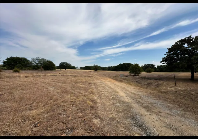Photo 2 of Land for sale at 8 Aurora Ct, Nocona, TX 76255 | MLS# 21388489 | Listing updated on 2026-09-25