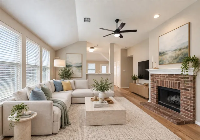 Photo 2 of Single family home for sale at 1003 Trickham Dr, Forney, TX 75126 | MLS# 21395480 | Listing updated on 2026-10-09