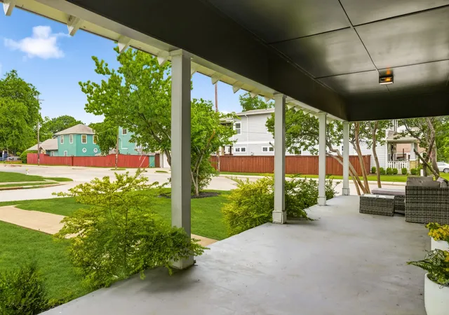 Photo 3 of Single family home for sale at 5701 Velasco Ave, Dallas, TX 75206 | MLS# 21395415 | Listing updated on 2026-09-30