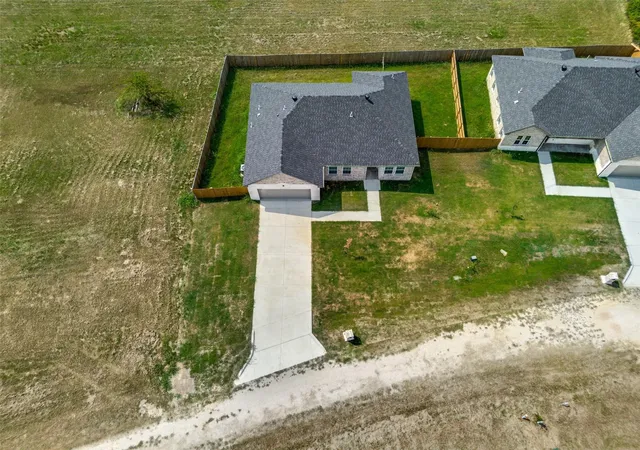 Photo 28 of Single family home for sale at 705 Lakeland Dr, Quinlan, TX 75474 | MLS# 21395599 | Listing updated on 2026-09-25