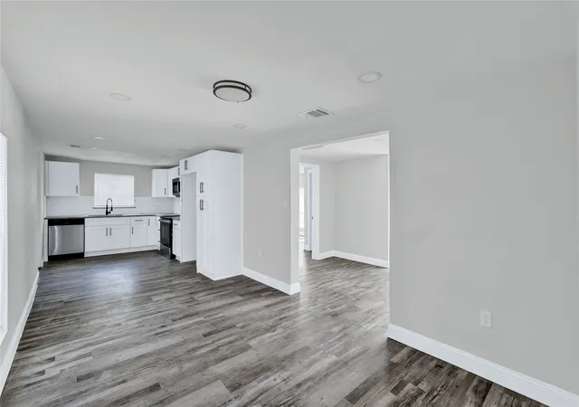 Photo 2 of Single family home for sale at 501 N Miller St, Decatur, TX 76234 | MLS# 21389761 | Listing updated on 2026-09-25