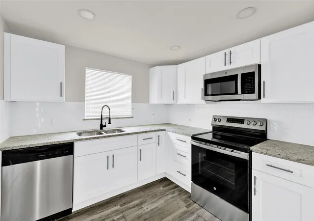 Photo 3 of Single family home for sale at 501 N Miller St, Decatur, TX 76234 | MLS# 21389761 | Listing updated on 2026-09-25