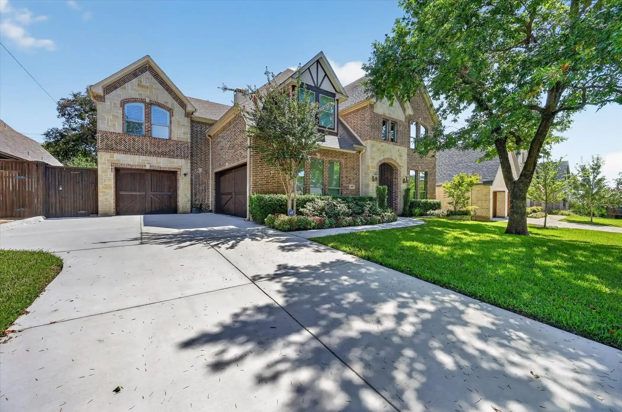 Single family home for sale at 9432 Thornberry Ln, Dallas, TX 75220 | MLS# 21395622