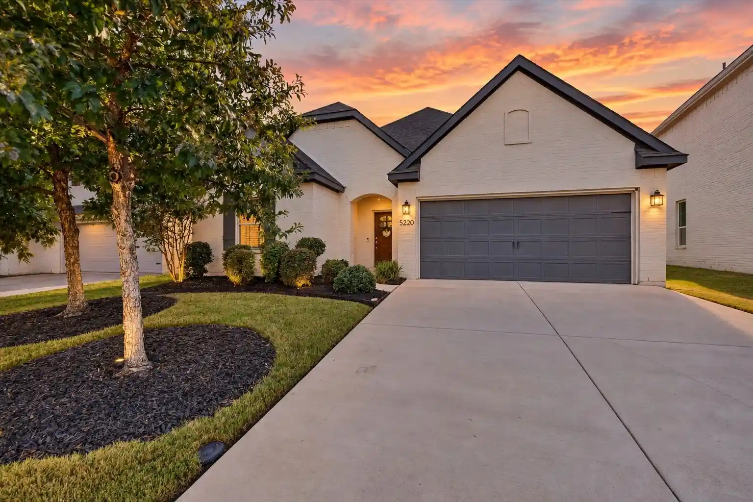 Single family home for sale at 5220 Sonata Trl, Fort Worth, TX 76126 | MLS# 21395250
