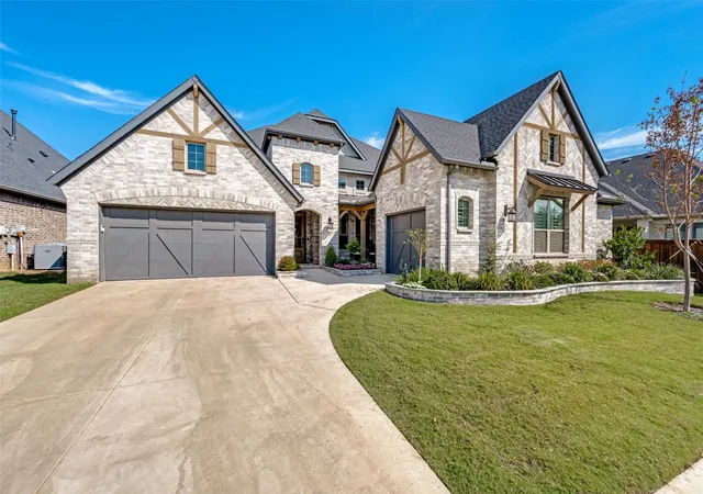 Photo 1 of Single family home for sale at 311 Waters Edge Dr, Argyle, TX 76226 | MLS# 21392668 | Listing updated on 2026-10-09