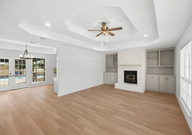 Photo 3 of Single family home for sale at 998 Bledsoe Rd, Gunter, TX 75058 | MLS# 21395366 | Listing updated on 2026-10-06