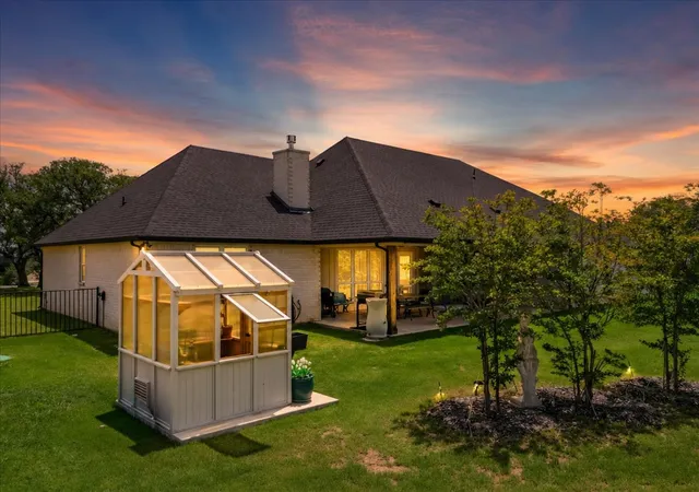 Photo 2 of Single family home for sale at 161 Helton Dr, Granbury, TX 76049 | MLS# 21395666 | Listing updated on 2026-10-08