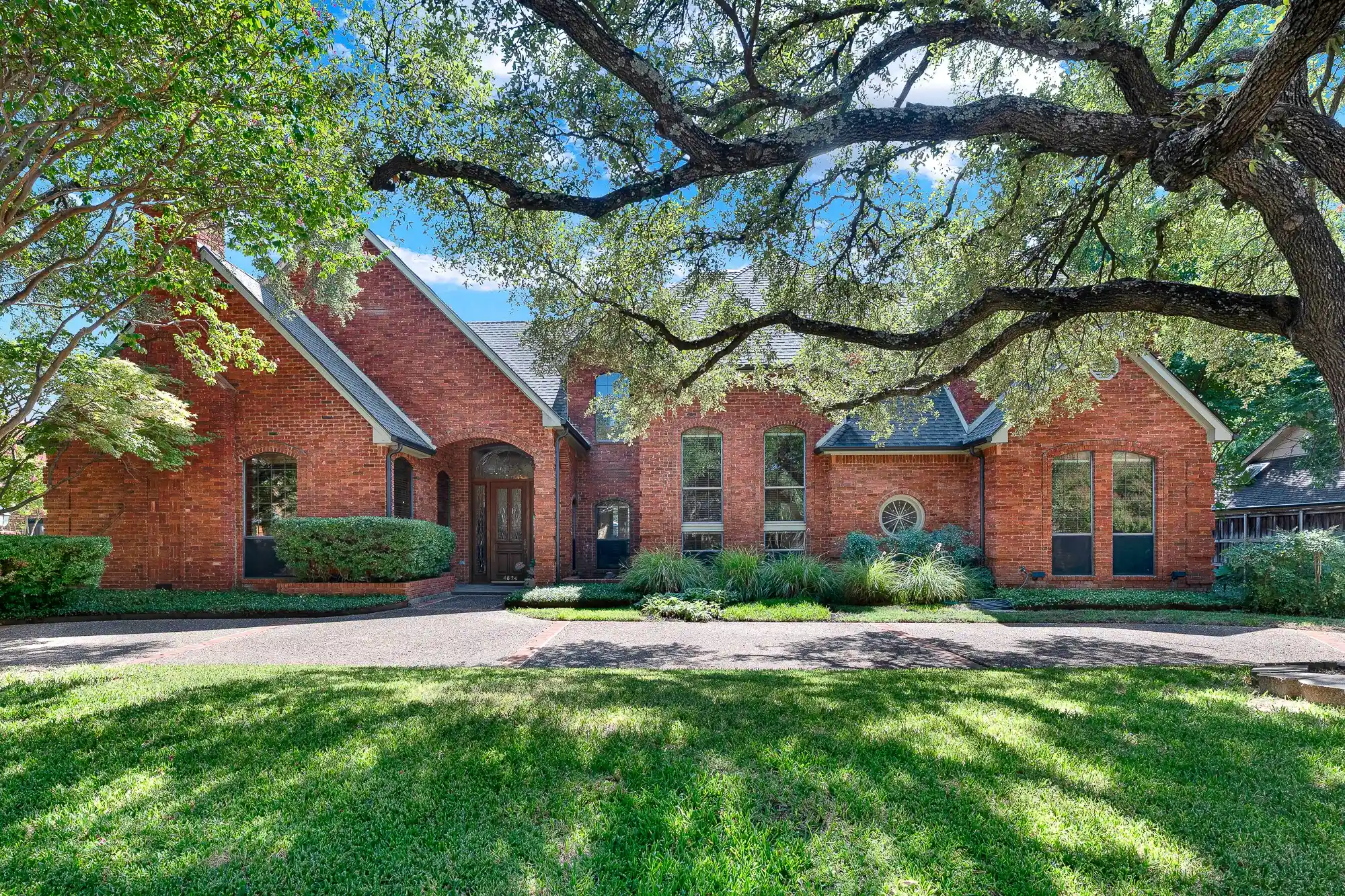 Photo 1 of Single family home for sale at 4824 Briargrove Ln, Dallas, TX 75287 | MLS# 21393227 | Listing updated on 2026-10-22